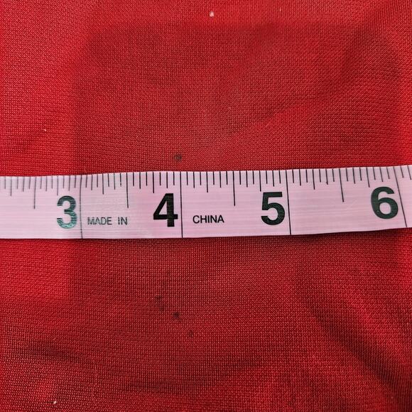 Wisconsin Bagers Hoodie by under armour, Size Large - Picture 8 of 8